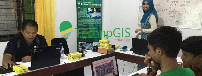 pelatihan gis dengan qgis technogis indonesia