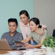 Pengenalan Software Opensource QGIS (Quantum GIS) Pengenalan Software Opensource QGIS (Quantum GIS)